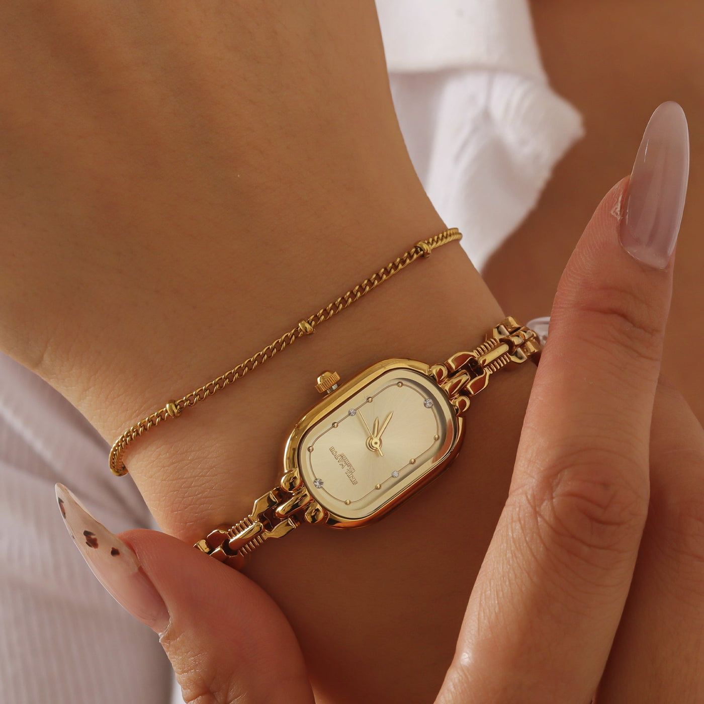 Aranyozott karkötő