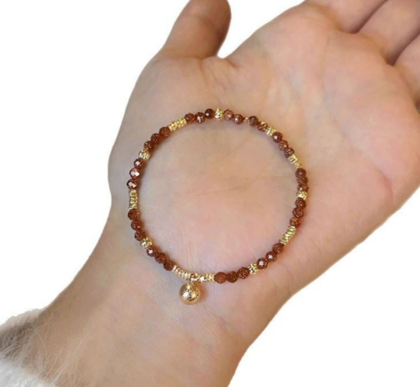 Vörös gránátgyöngy karkötő