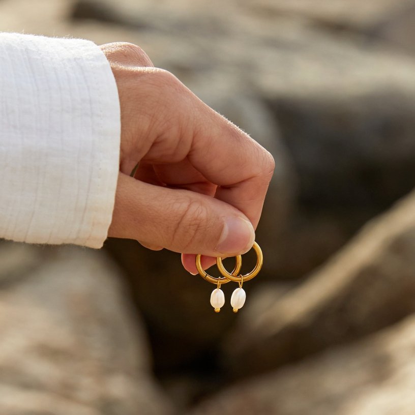 Bella fülbevalók édesvízi gyöngyökkel