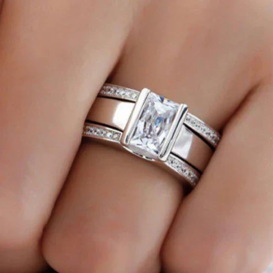 Vintage ezüst gyűrű kristályokkal