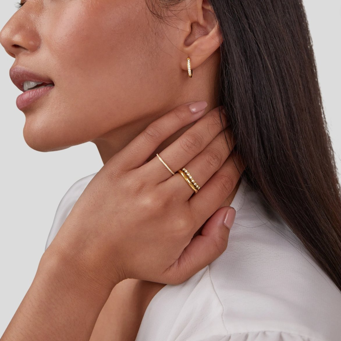 Marissa gyűrű fehér kristályokkal rétegezve