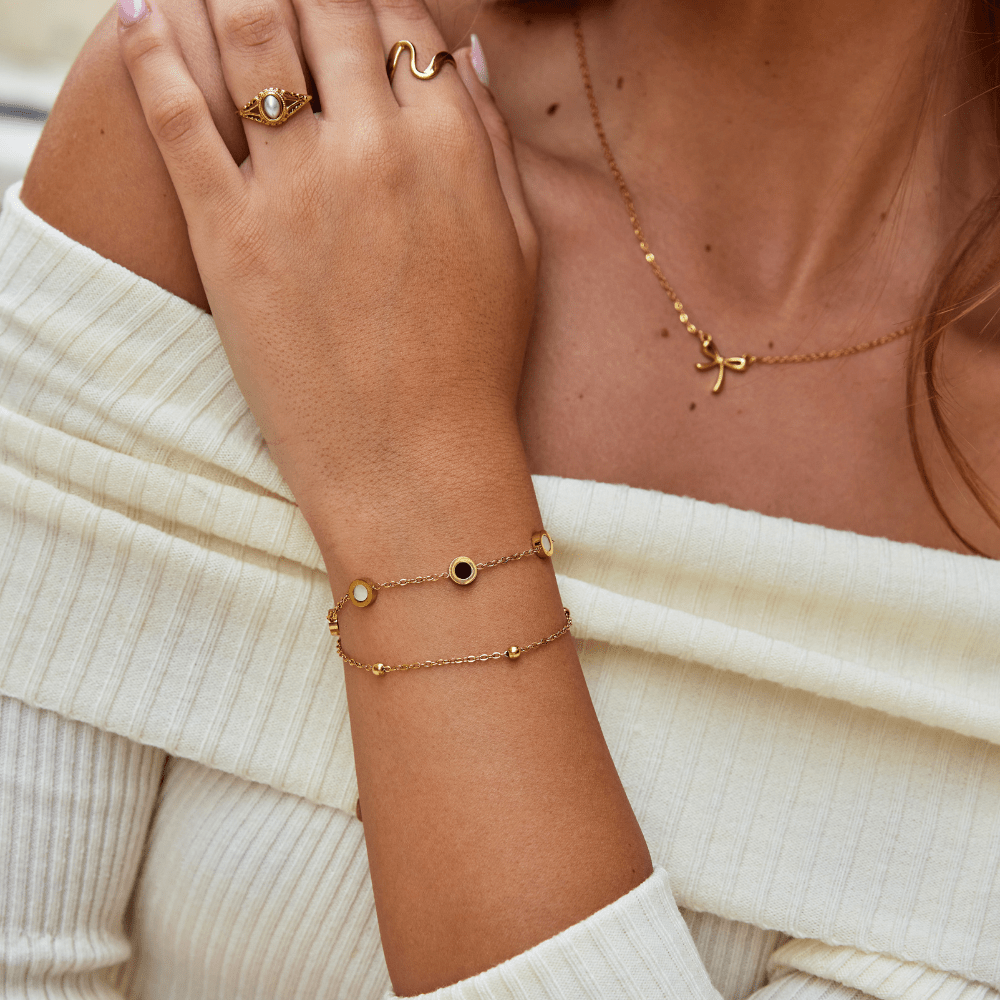 Onix és fehér kő karkötő