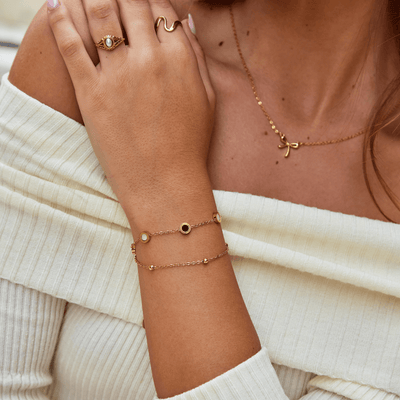 Onix és fehér kő karkötő